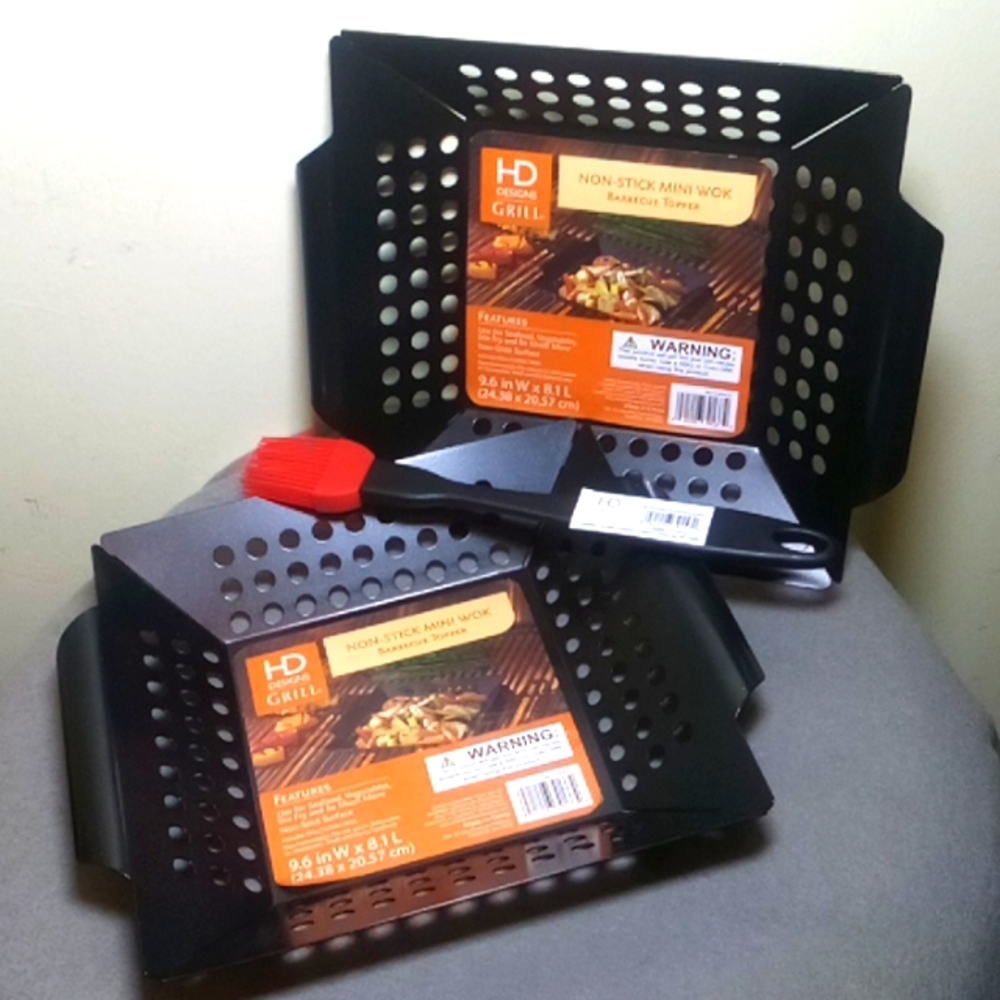 2(two) non-stick mini wok BBQ Toppers